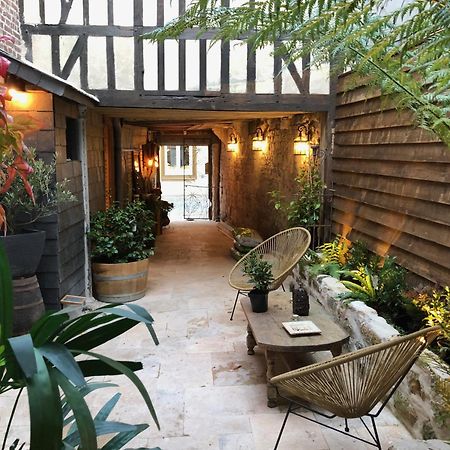 Le Baldaquin / Les Suites Romantiques Honfleur Exteriér fotografie