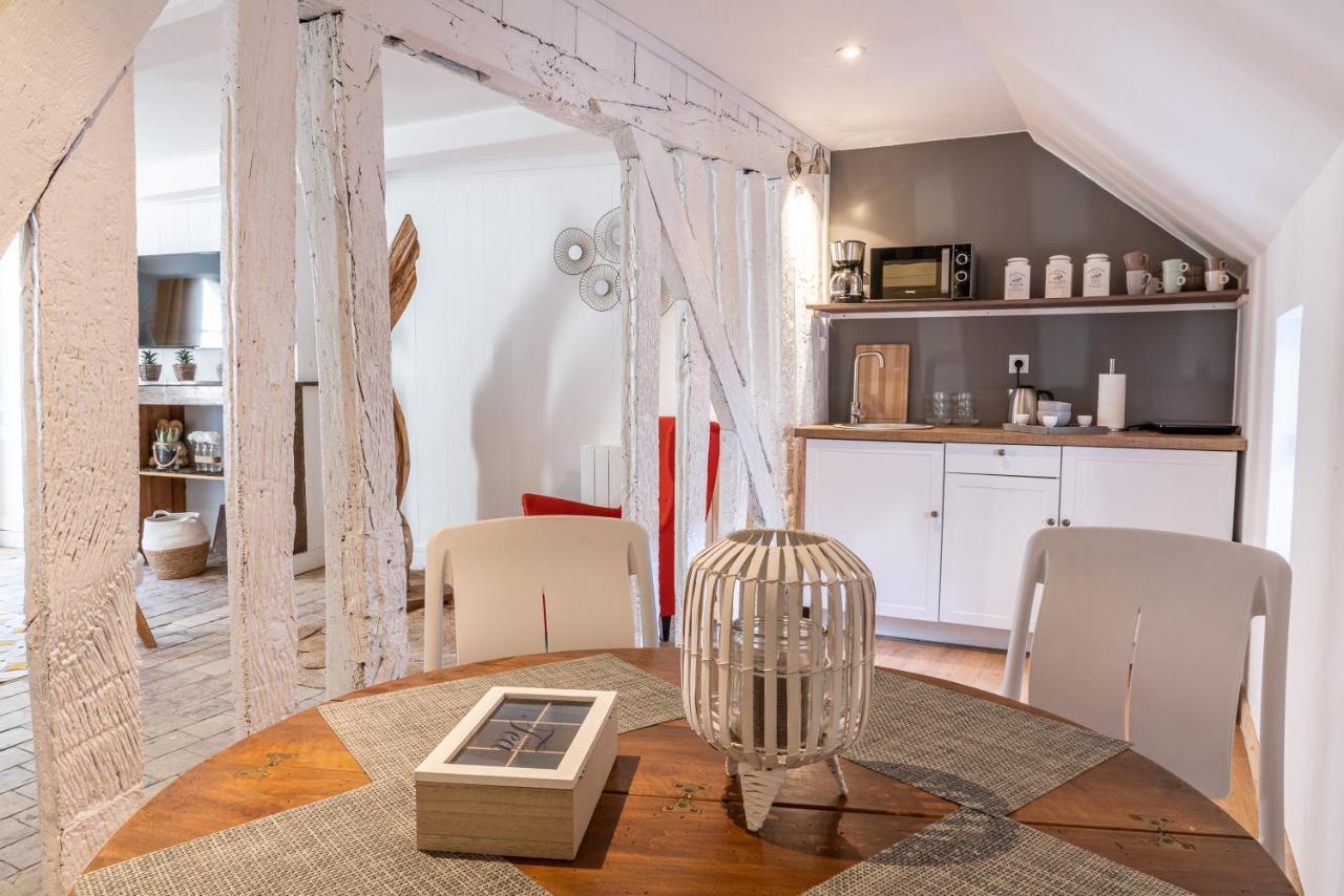 Le Baldaquin / Les Suites Romantiques Honfleur Exteriér fotografie