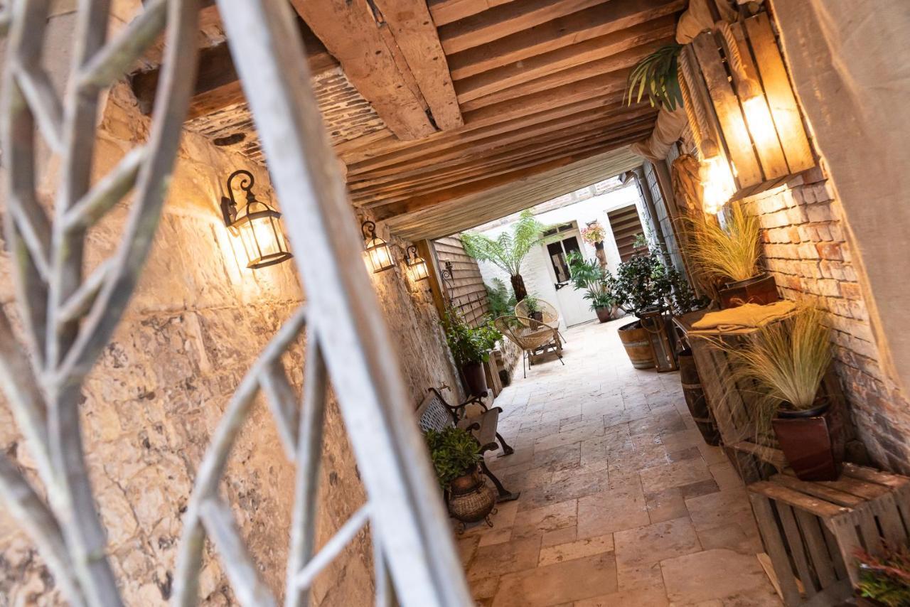 Le Baldaquin / Les Suites Romantiques Honfleur Exteriér fotografie